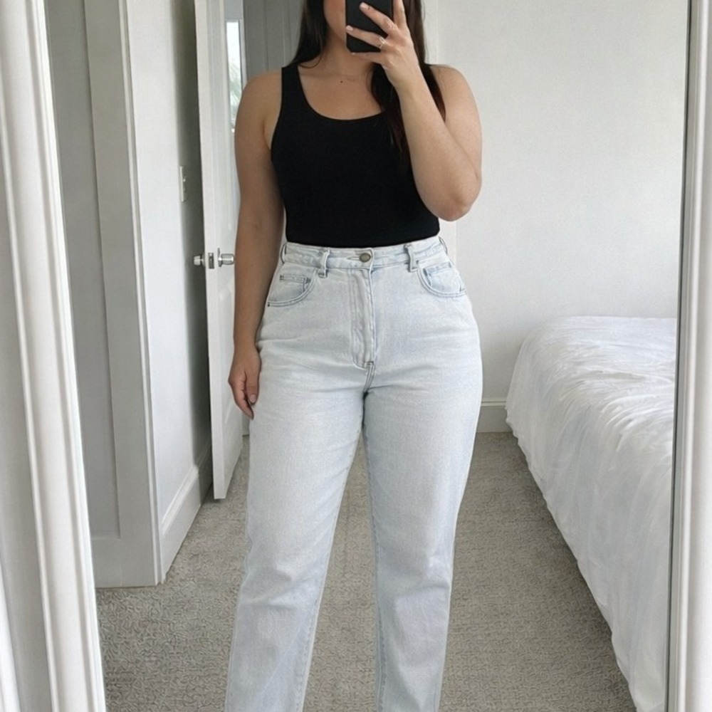 Chic Vintage 90s High Waisted Mom‎ Jeans Light Acid Wash Size 14 Tall